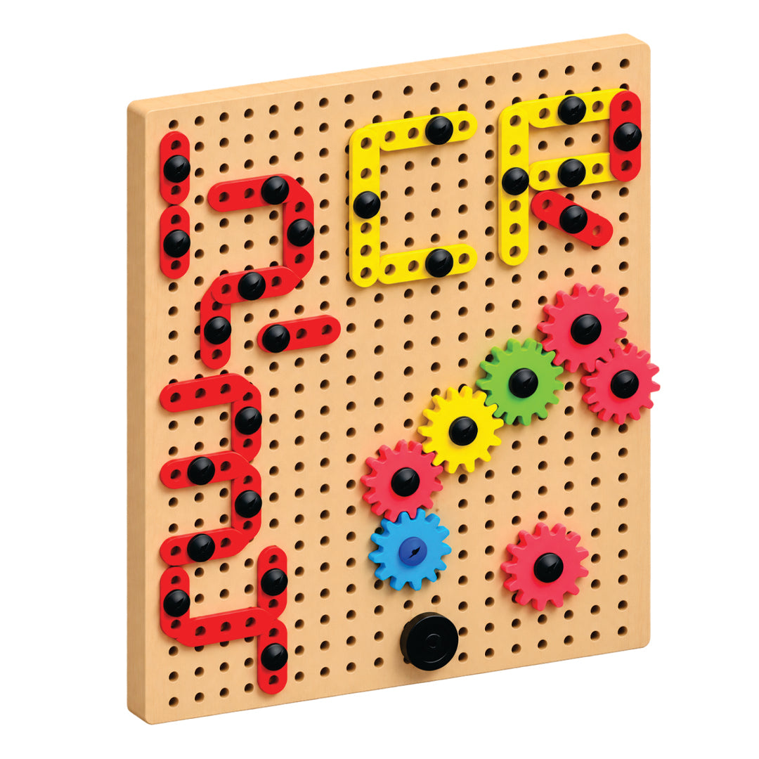 Wudly Wooden Kinetic Peg Wall